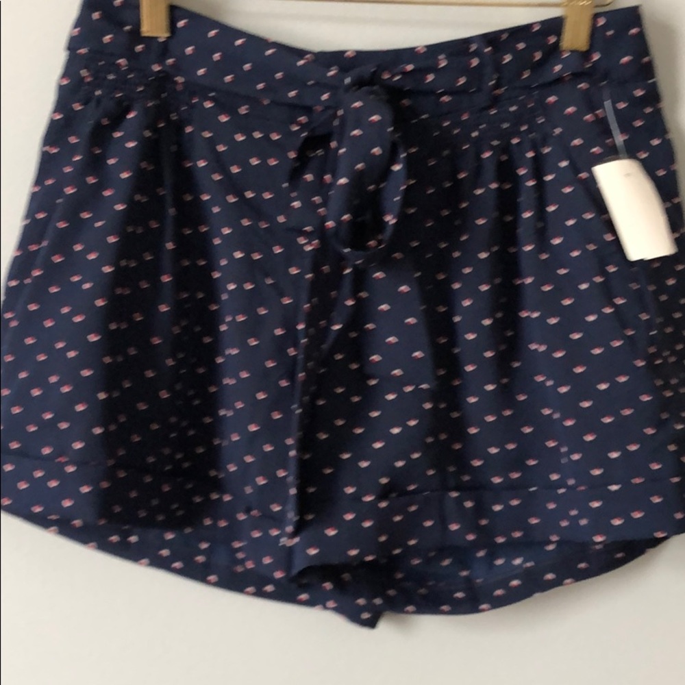 MM Couture NWT shorts w/ front & back pockets